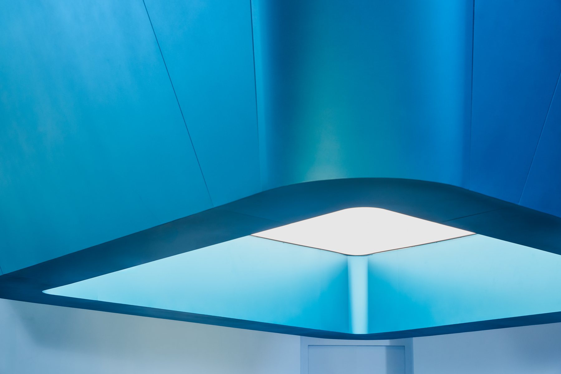 Blue Bottle Coffee - The EmQuartier — cover photo