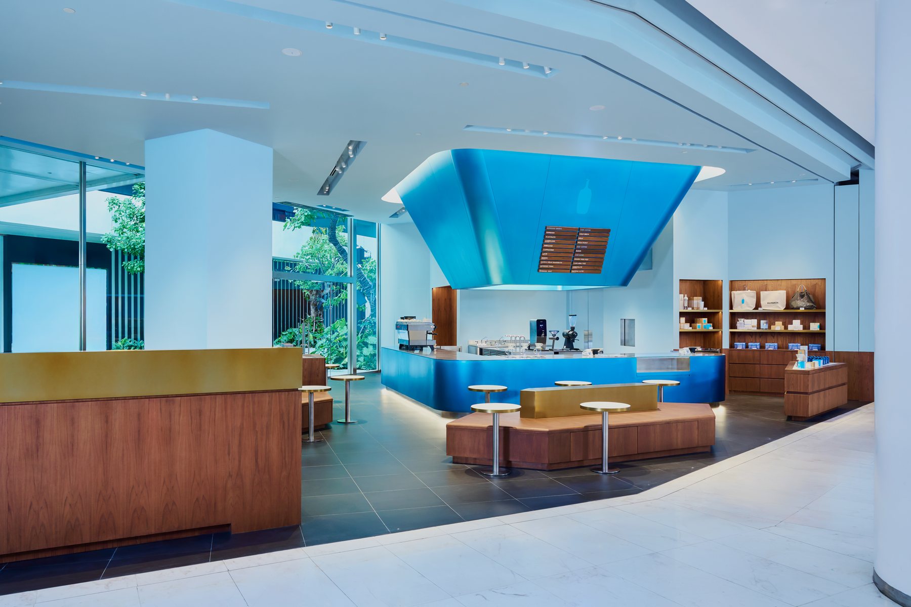 Blue Bottle Coffee - The EmQuartier — photo 4