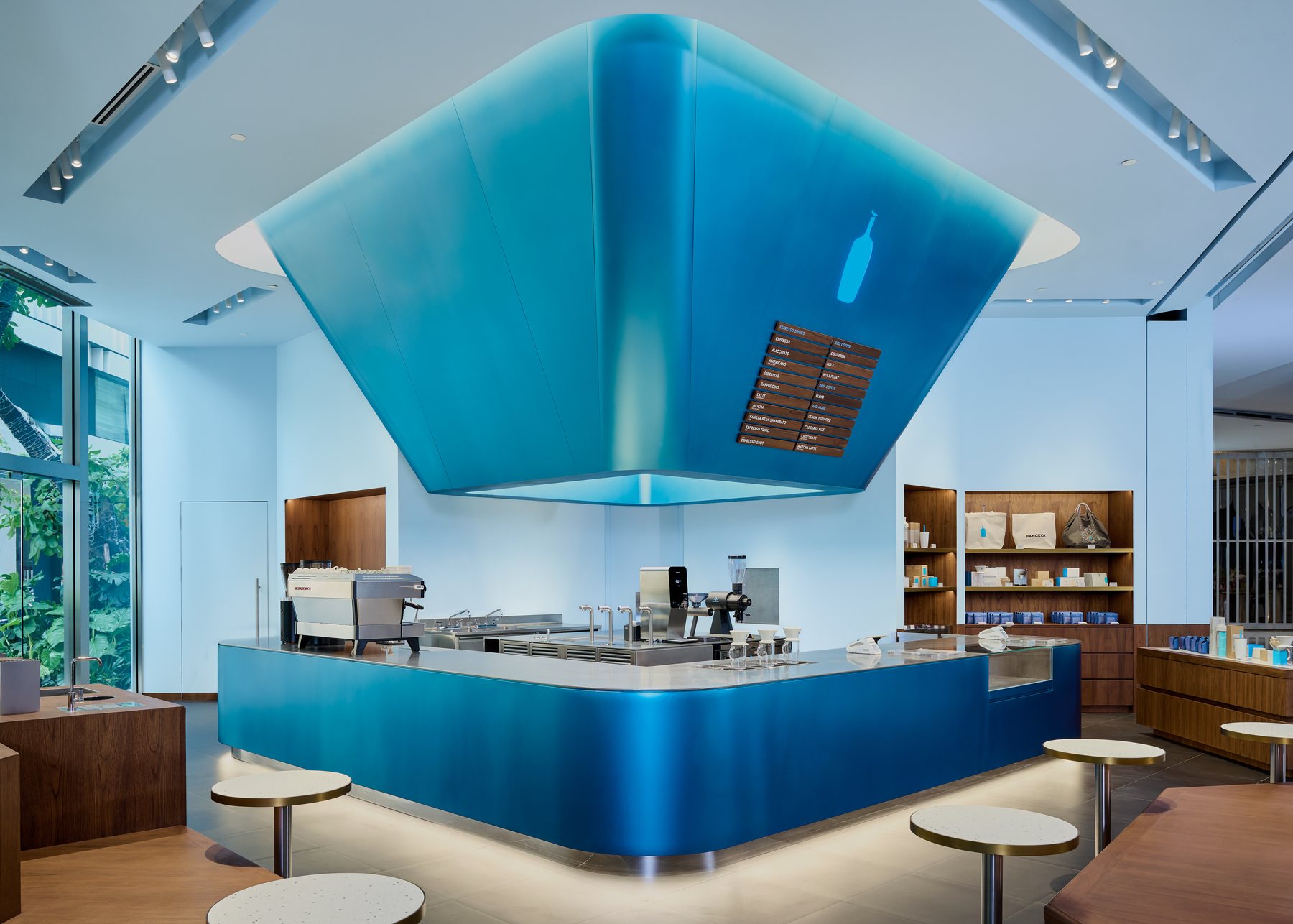 Blue Bottle Coffee - The EmQuartier — photo 5